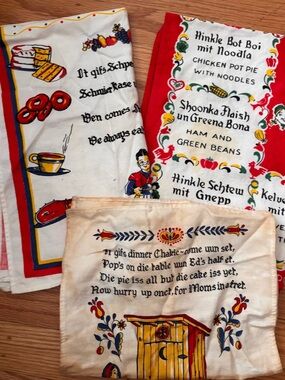 Vintage kitschy White & Red Printed Kitchen Tea Towels - Set of 3